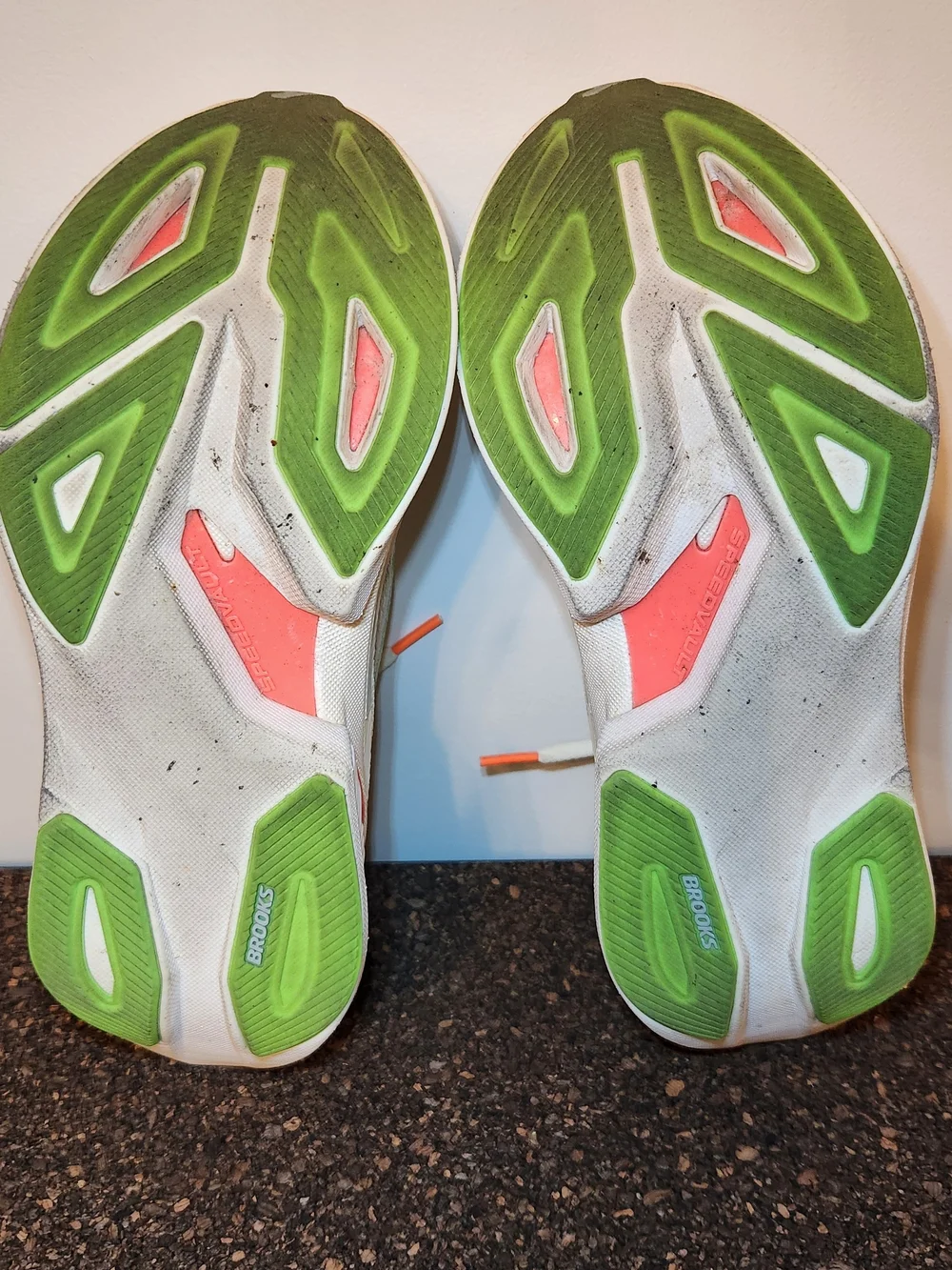 Brooks Hyperion Max 3 Running Shoes Womens Size 6.5